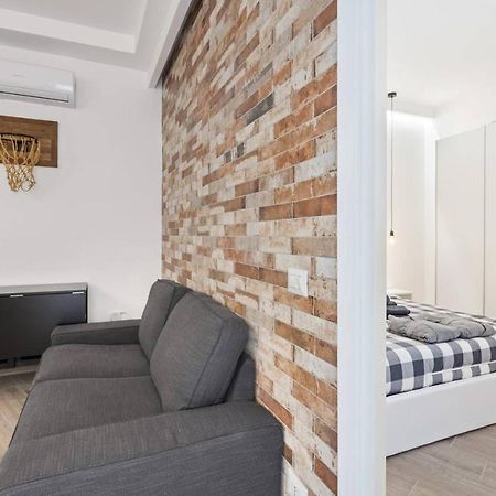 Modern And New Flat In Duomo Area Apartment Milan Exterior photo